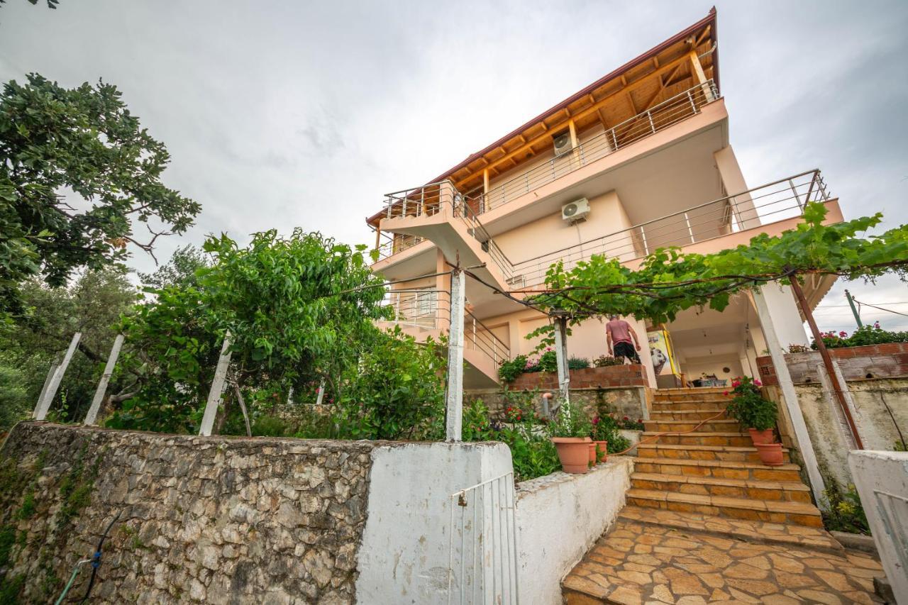 Villa Rondo Himarë Exterior foto