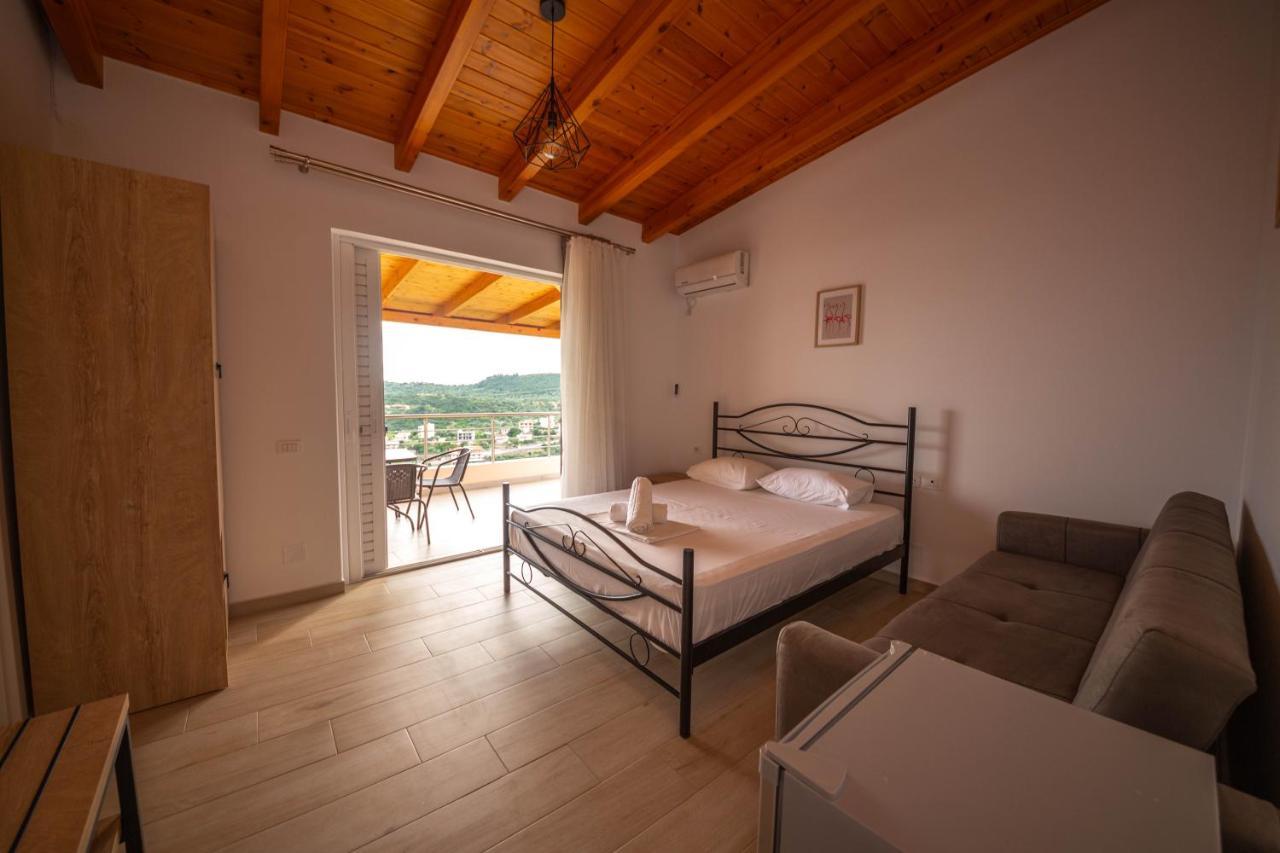 Villa Rondo Himarë Exterior foto